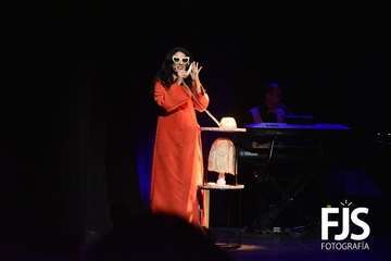 Espectáculo de la humorista y actriz Yanely Hernández en el Teatro de Telde/TA y Francisco Javier Santana.